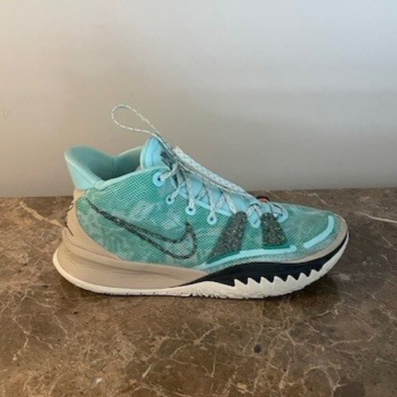 Nike Men’s Kyrie 7 Copa Low top Basketball Shoes EXCELLENT CONDITION - Sz 10.5 main image 10